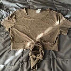 Alphalete Cropped Shirt